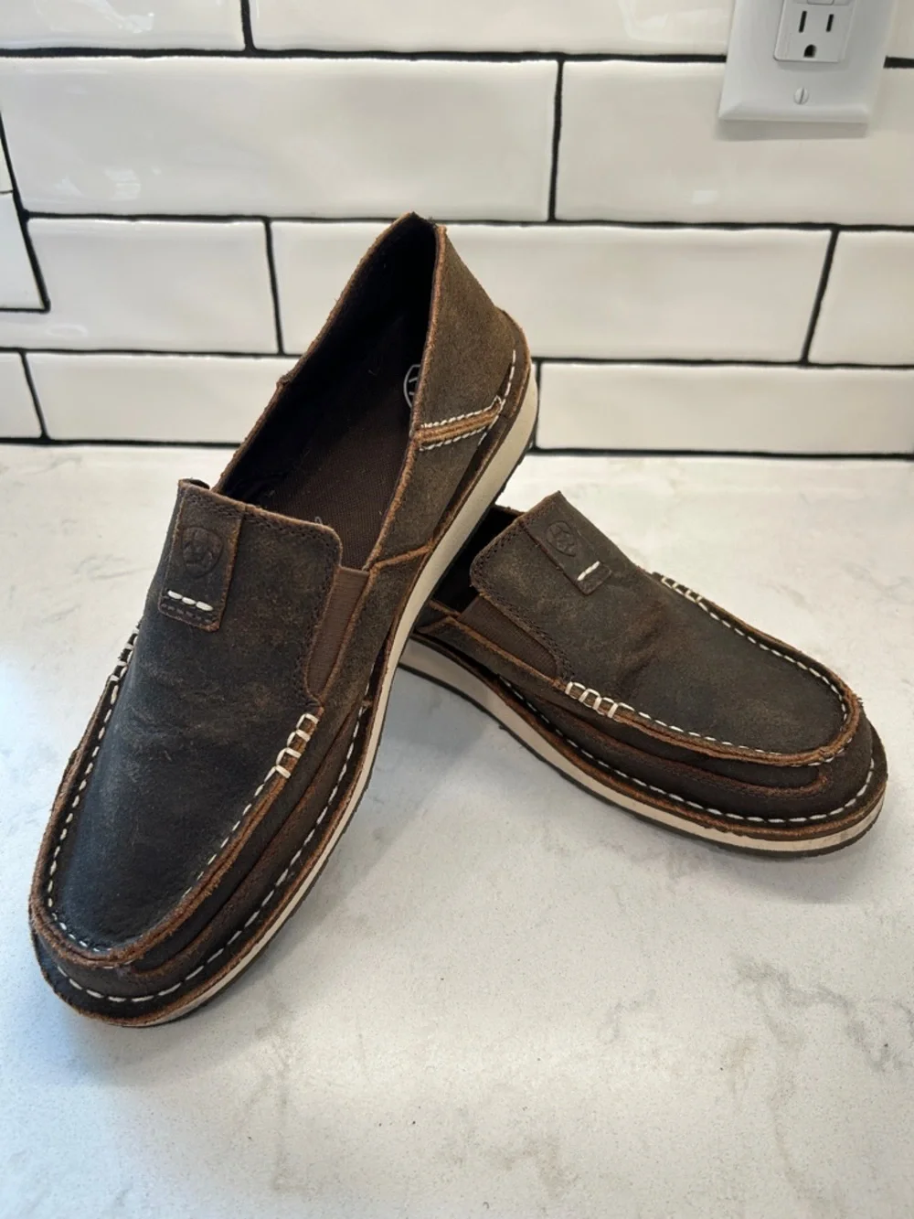 Ariat men rough
